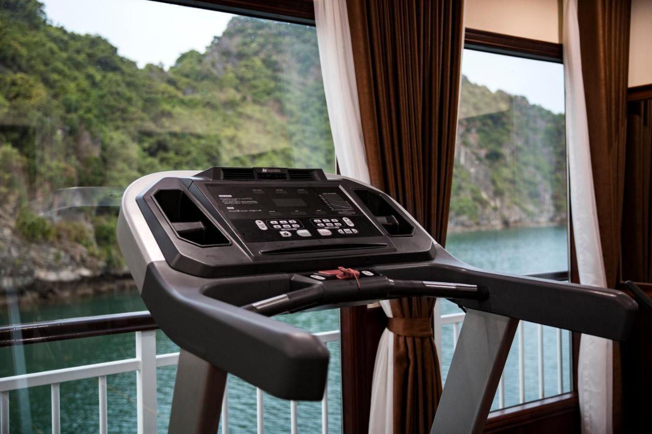 Dora Cruise By Hag Hotell Ha Long Exteriör bild